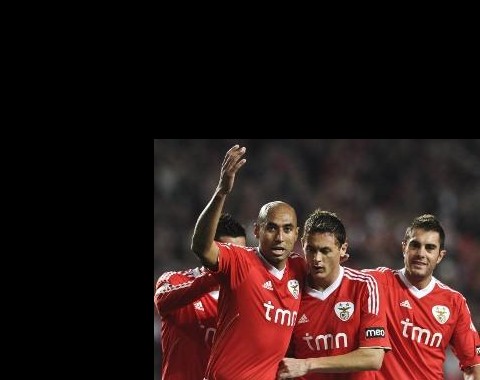 Liga Portuguesa: Benfica passeia; FC Porto "emperra"...