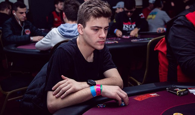 Bounty Builder High Roller nas mãos de Rafael Furlanetto