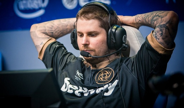 CS: GO: Apeks is eliminated by cheaters