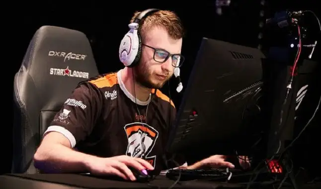 CS:GO: "byali" leaves AVEZ