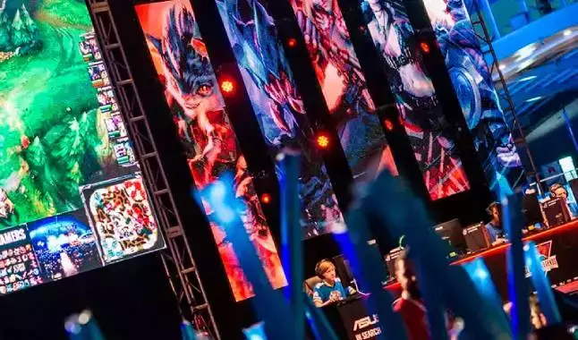 Esports y apuestas, la combinación que está rompiendo el juego