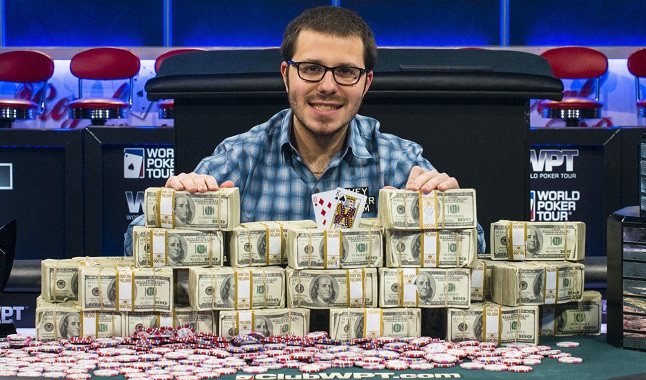 Estrela do Poker: Dan Smith