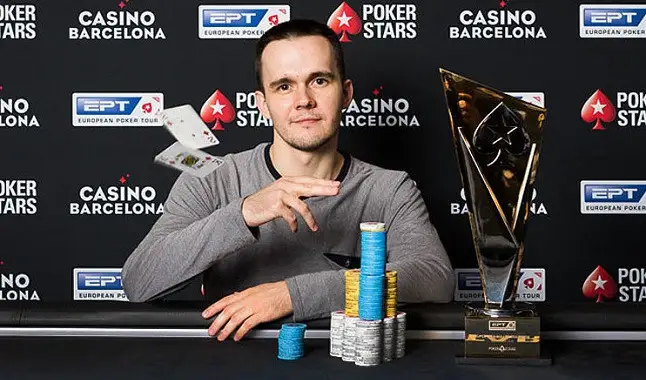 Estrela do Poker: Mikita Badziakouski