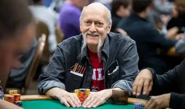 Estrella de póquer: Steve Zolotow