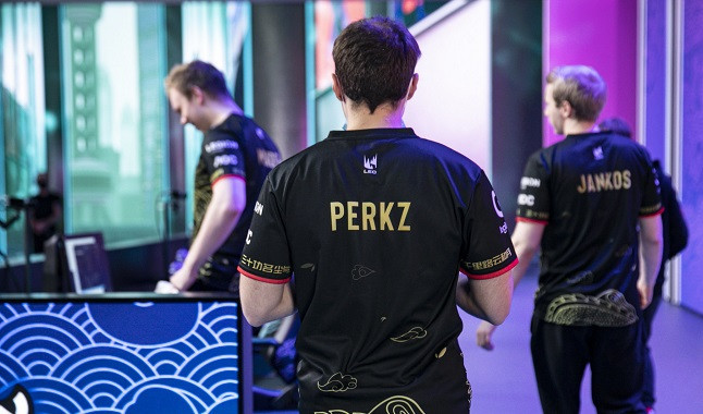 LoL: Cloud9 hires