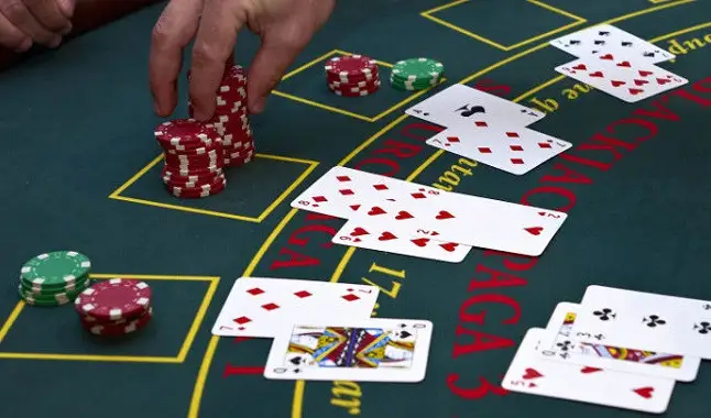 Cuándo doblar una apuesta en Blackjack